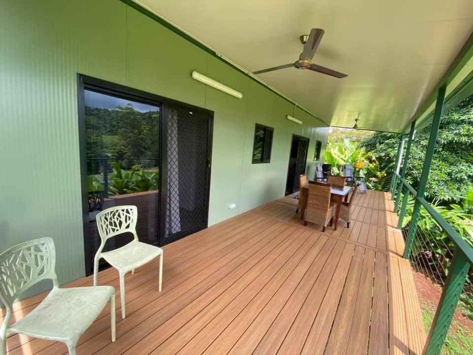 梅纳河花房酒店 Mena Creek 外观 照片